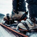 photorealistic-wintertime-scene-with-people-snowboarding